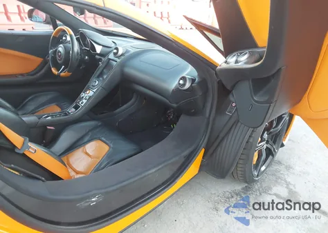 2016 Mclaren 650S z USA, uszkodzony, nr VIN SBM11FAA5GW006189